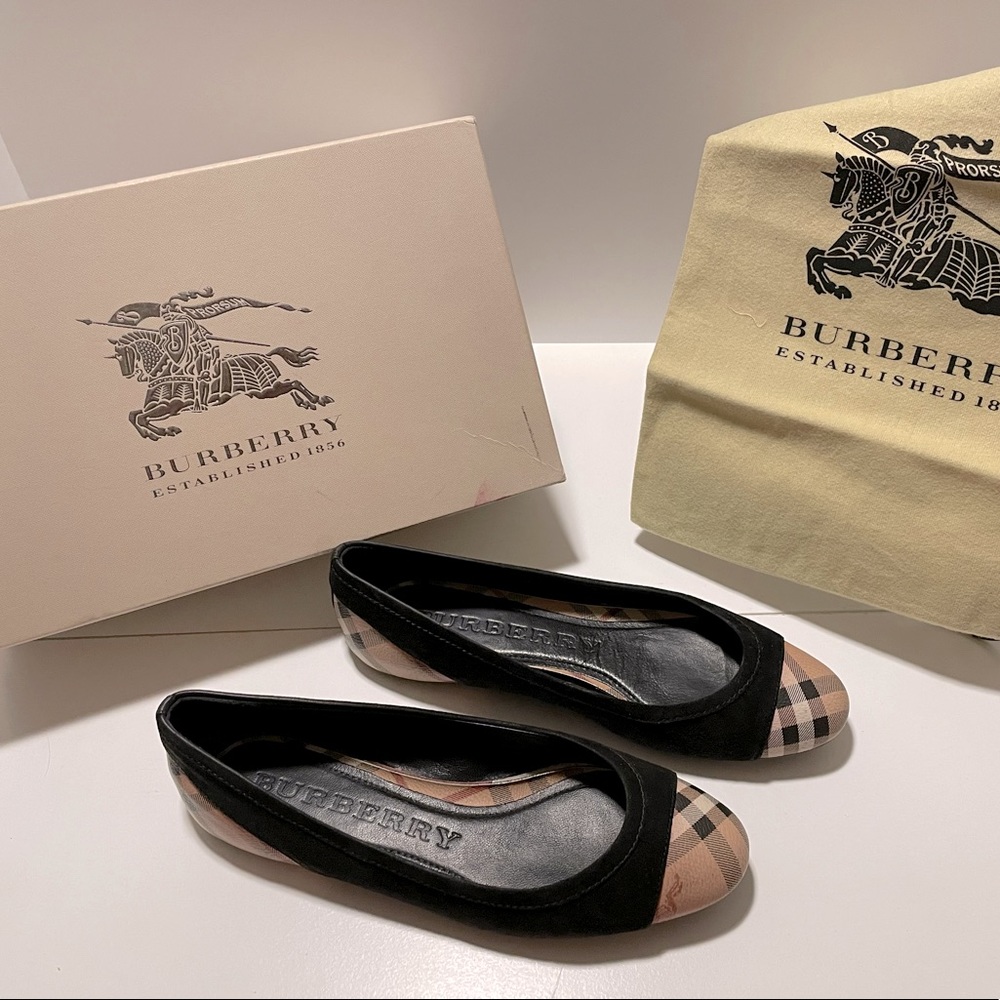 Burberry Ballerina flats black suede in size 38